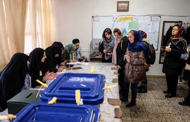 چه کسانی می‌توانند در دور دوم انتخابات مجلس در کرمانشاه رای بدهند؟