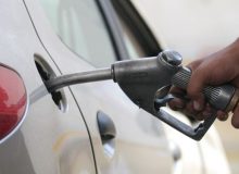 افزایش قیمت بنزین و گازوئیل شایعه است/مردم توجه نکنند