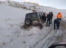 تردد در محورهای کوهستانی کردستان با زنجیر چرخ امکانپذیر است