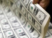 دولت درسال آینده قیمت دلار را ۱۱۰ هزار تا ۱۱۵ هزار ریال در نظر گرفته است