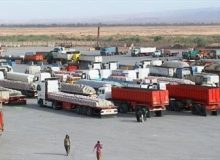 مرز مهران با رعایت دستورالعمل‌های بهداشتی برای مبادلات مرزی با تجار عراقی فعال است
