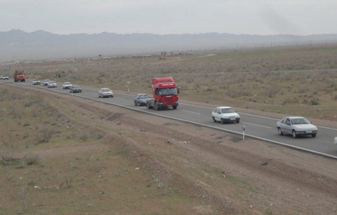 محدودیت های ترافیکی برای تردد خودروهای سنگین در مرزهای چهارگانه اعمال می شود