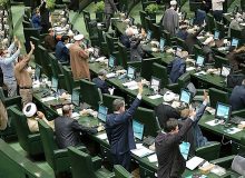 رئیس اتاق بازرگانی همدان: مجلس به جای استیضاح وزیر صمت روی تفکیک وزارتخانه تمرکز کند