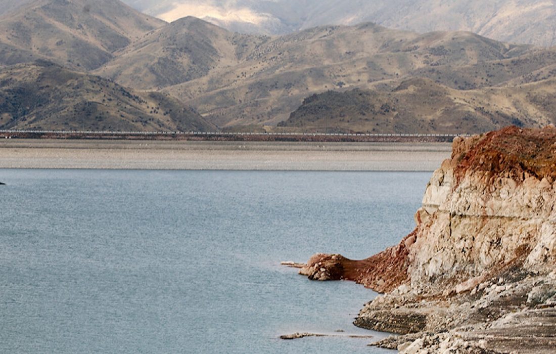 پروژه استحصال آب از رطوبت هوا در دستور کار مدیریت استان کرمانشاه قرار دارد