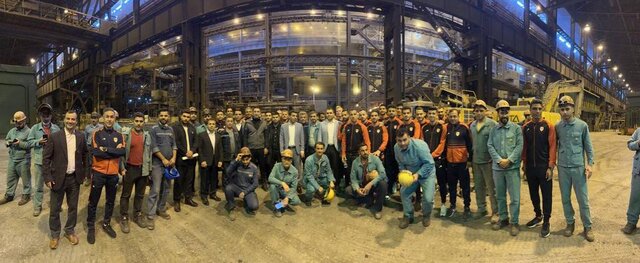 بدرقه شاگردان نکونام به سوی آسیا با آرزوی موفقیت کارگران شرکت فولاد