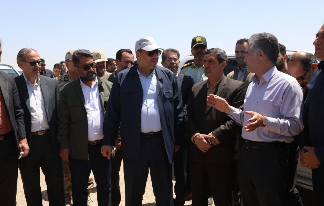 استاندار ایلام از پروژه نهضت ملی مسکن شهرستان مهران بازدید کرد