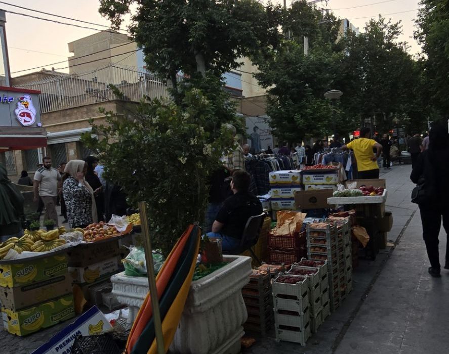پیاده راه طالقانی در قرق قانون شکنان !/ طالقانی را به شهروندان ایلامی باز گردانید