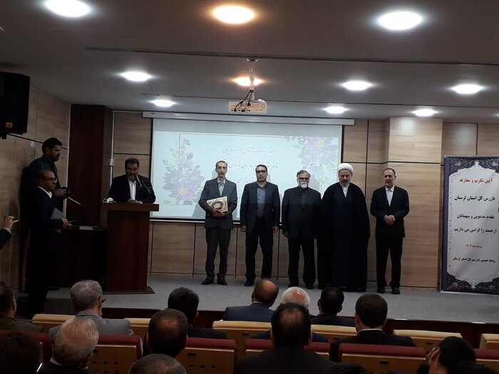 بدون شفافیت و سلامت اداری توسعه شکل نمی‌گیرد