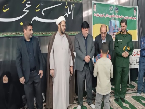 توزیع ۷۰۰ بسته لوازم‌التحریر در بین دانش‌آموزان کم برخودار در شهرستان مهران