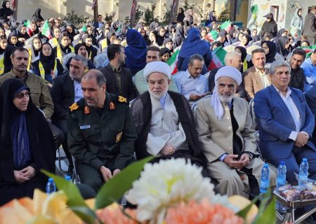 معلمان نقش کلیدی در شکل‌گیری شخصیت و آینده تحصیلی دانش‌آموزان دارند