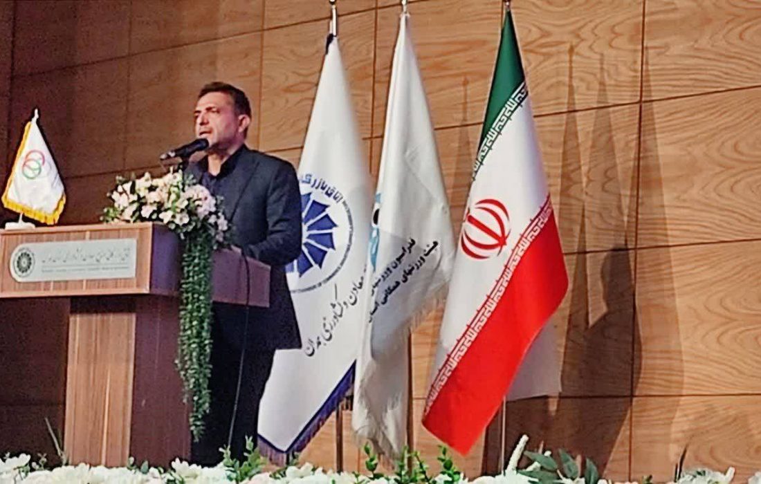 مجموعههای صنعتی و اقتصادی به مسئولیت اجتماعی خود در حمایت از ورزش عمل کنند