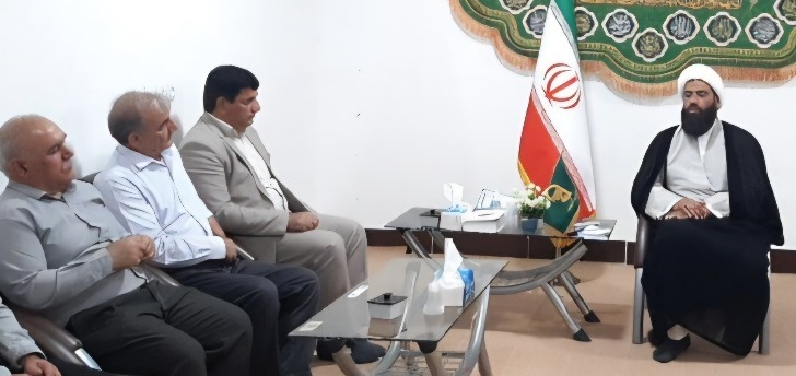 ۷۵۰۰ هکتار نهال کاری و ۷۵۰ هکتار مالچ پاشی در بیابان های دهلران انجام شده است