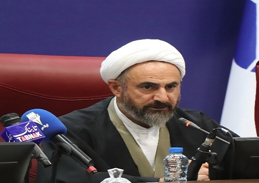 باید برای تردد روزانه نیم میلیون زائر در مهران برنامه ریزی کنیم/ میدان اربعین باید به نماد جهانی استان تبدیل شود