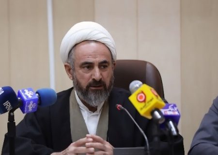 تحول استان ایلام از مسیر فرهنگ می‌گذرد، نه اقتصاد