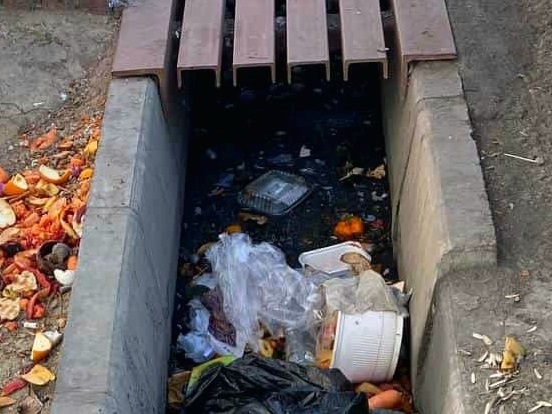 وقتی نخستین بارش پاییزی، پرده از ضعف فرهنگ شهرنشینی و بی‌توجهی به محیط زیست برمی‌دارد