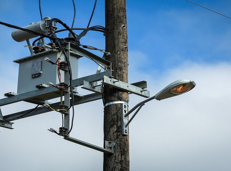 ۶۱ میلیارد تومان برای برقرسانی به یادمانهای شهدای ایلام هزینه شد