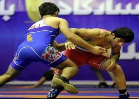 ملایر با مربیان سازنده بربام کشتی بزرگسالان استان همدان ایستاد