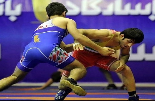 ملایر با مربیان سازنده بربام کشتی بزرگسالان استان همدان ایستاد