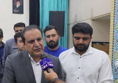 هیچ مسئولی حق ندارد نقد دانشجویان را مبنای برخورد شخصی قرار دهد