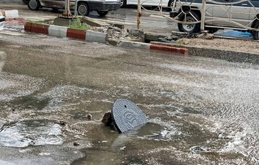 هدایت آب باران به شبکه فاضلاب موجب گرفتگی این شبکه میشود