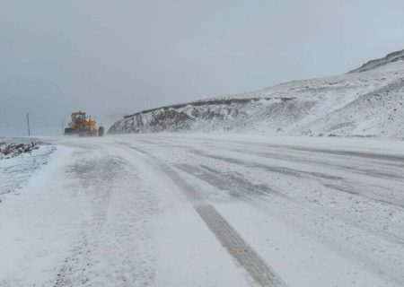 جاده همدان به کردستان به‌دلیل برف و کولاک تا اطلاع ثانوی مسدود شد