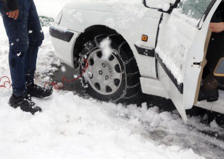 پلیس راه همدان: همراه داشتن زنجیر چرخ الزامی است/ افزایش تصادفات خسارتی درون شهری