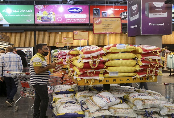 متخلفان بازار ایلام نقره داغ شدند؛ انجام افزون بر ۹ هزار بازرسی