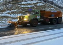 راهداران ایلام با ۷۷۲ کیلومتر برف‌روبی جاده‌ها را باز نگه داشتند