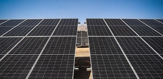 نیروگاه‌های خورشیدی؛ طلوعی تازه برای معیشت و انرژی پایدار در ایلام