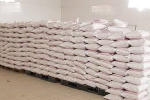 کشف۱۳ تن آرد خارج از شبکه توزیع در ایلام