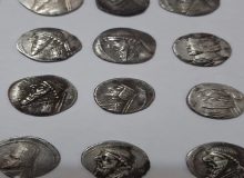 کشف ۱۵ سکه نقره تاریخی دوره اشکانی در دره‌شهر