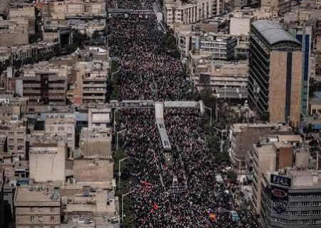 اشتباهات ترامپ از سردار سلیمانی تا رهبری؛ تشییعی که جهان را به احترام واداشت